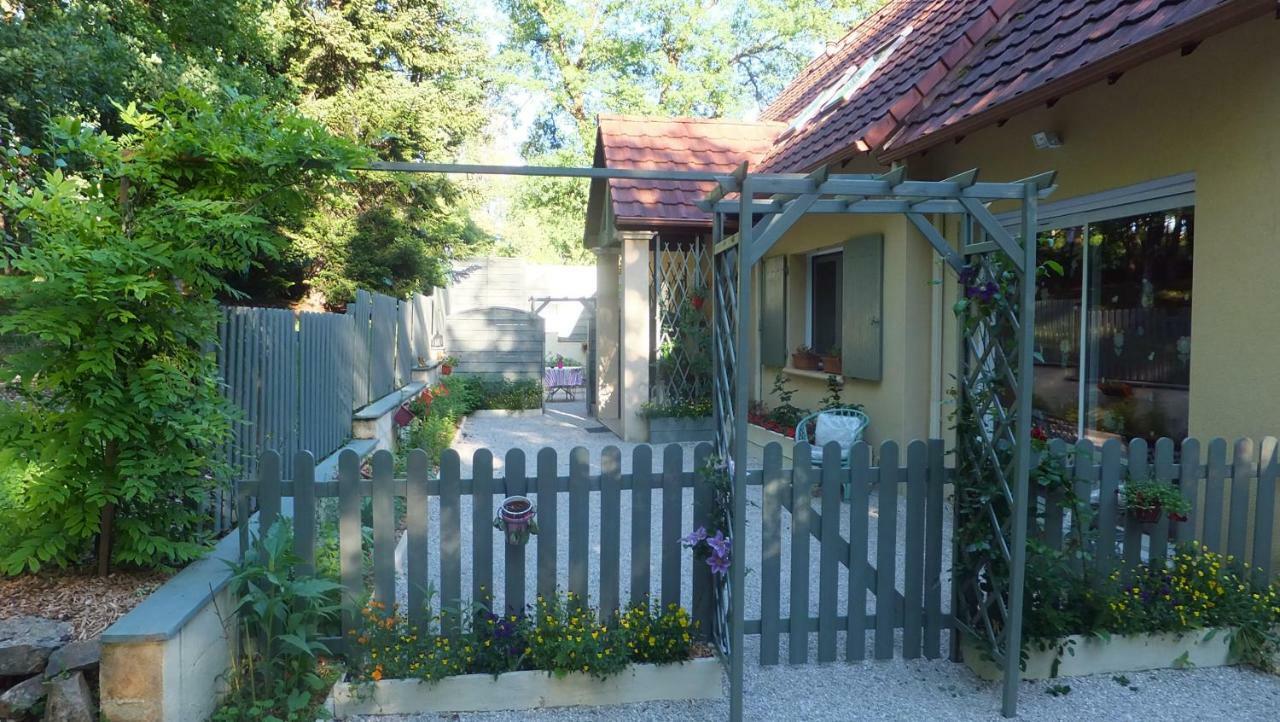 Le Nid De Mesanges Bed & Breakfast Chauffour-sur-Vell Luaran gambar